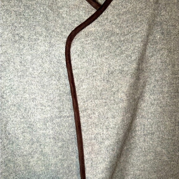 Zara Woman Hand Made Wool Blend Poncho Gray Cape Size M - Picture 6 of 11